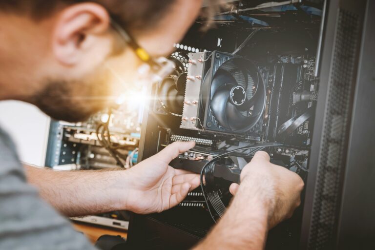 Μην το πετάς , επιδιόρθωσέ το : η λογική του iFixit
